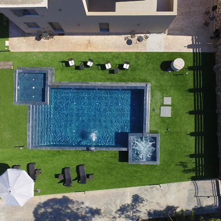 Orion Eco Suites Karteros Bagian luar foto