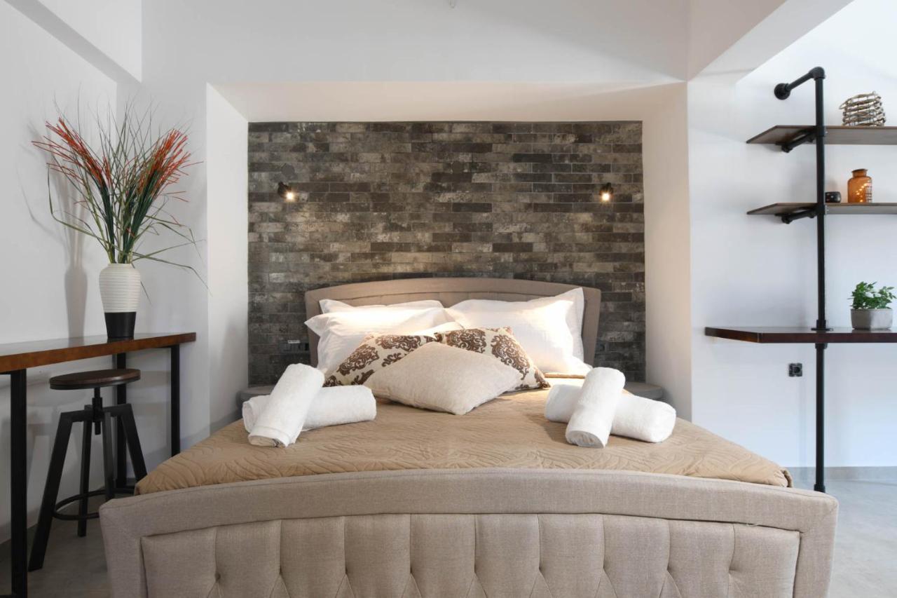 Orion Eco Suites Karteros Bagian luar foto
