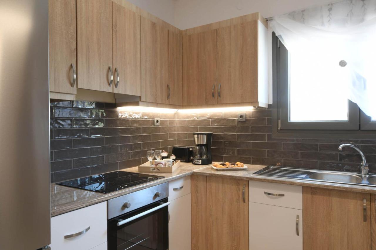 Orion Eco Suites Karteros Bagian luar foto