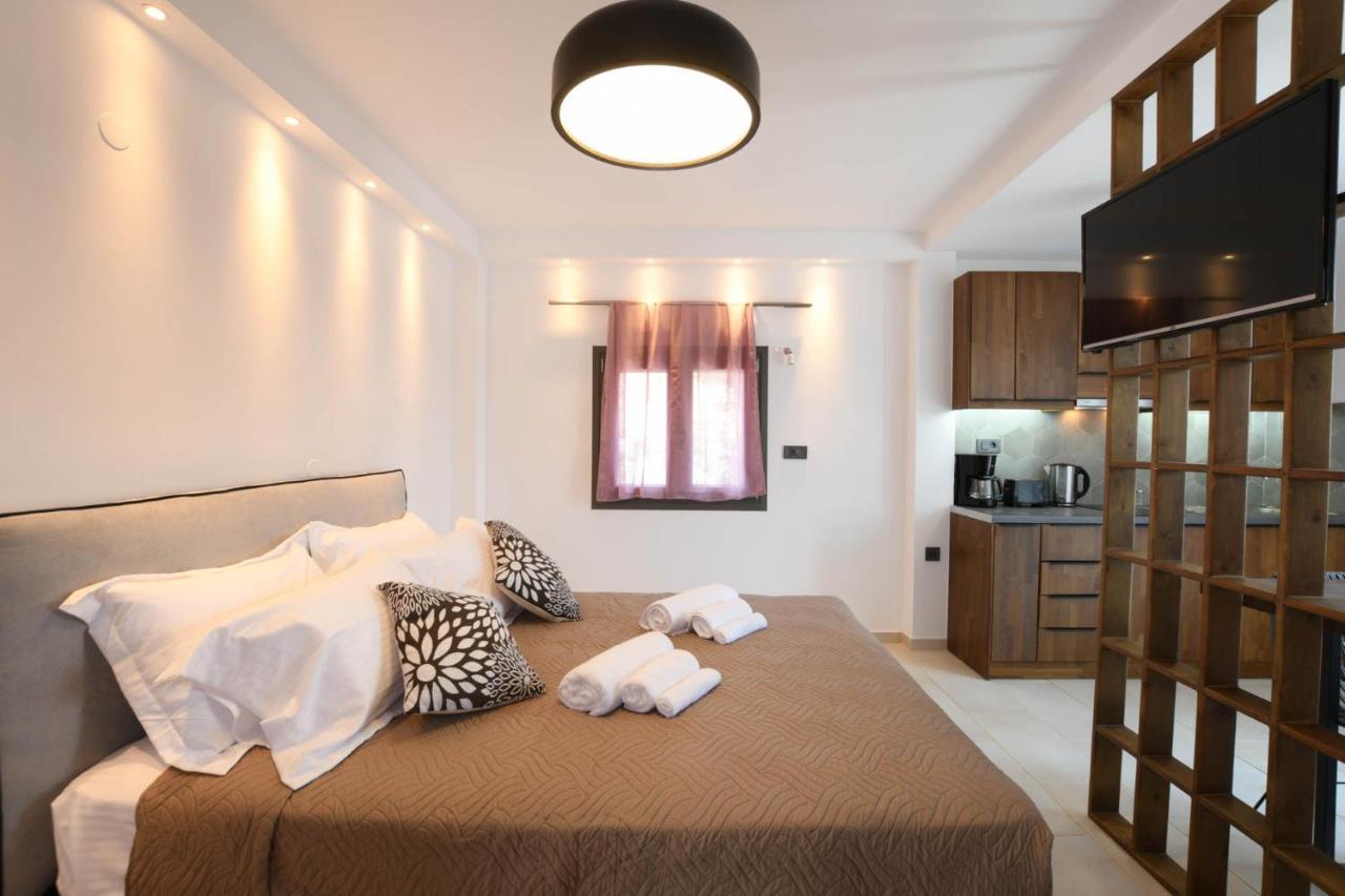 Orion Eco Suites Karteros Bagian luar foto
