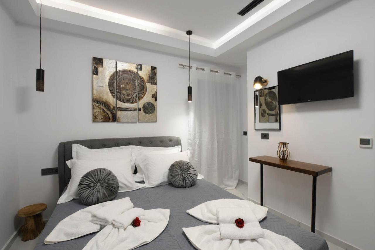 Orion Eco Suites Karteros Bagian luar foto