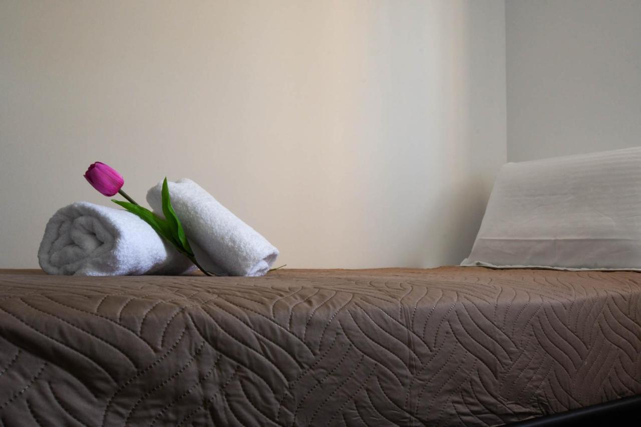 Orion Eco Suites Karteros Bagian luar foto