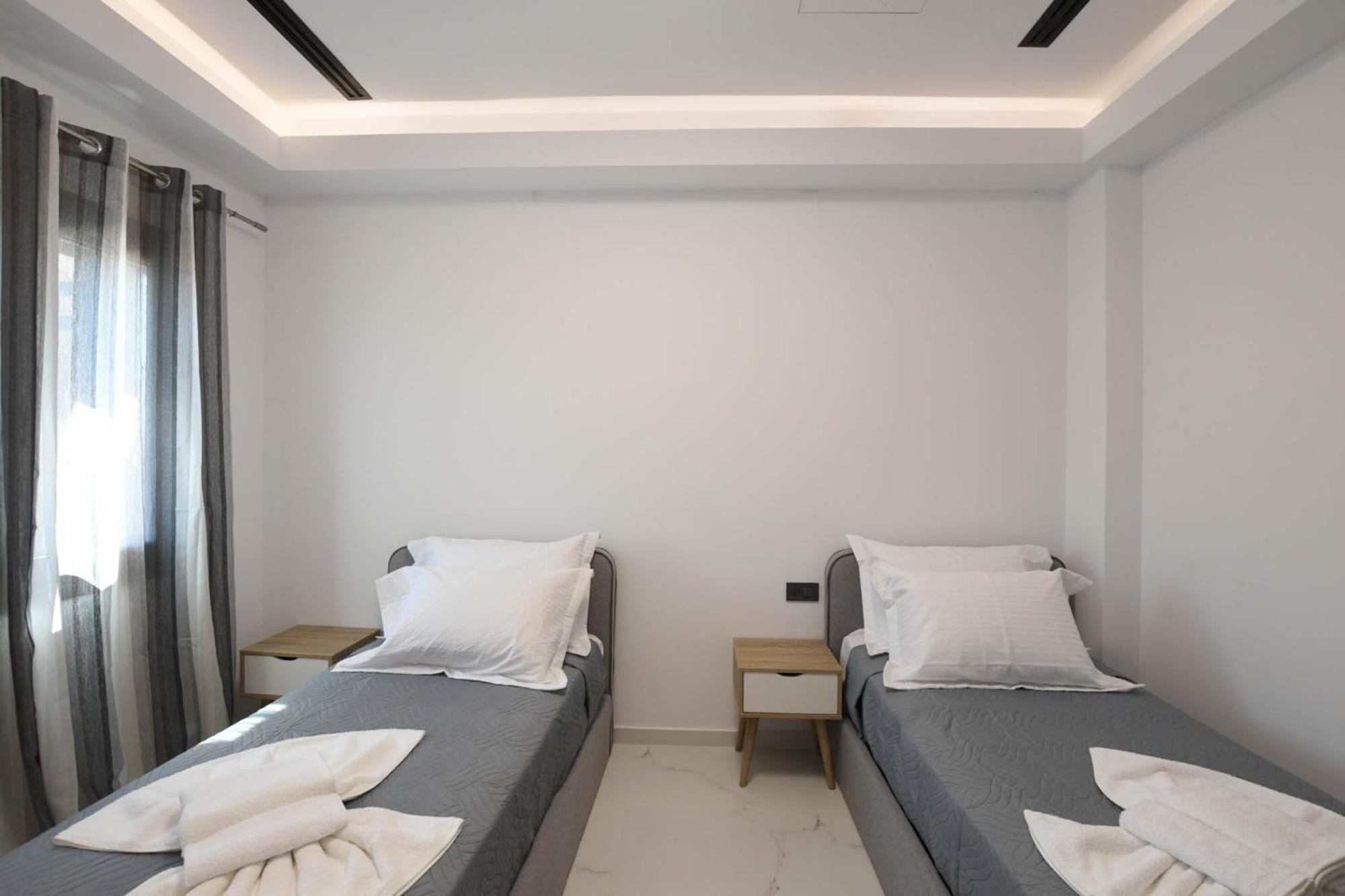 Orion Eco Suites Karteros Ruang foto